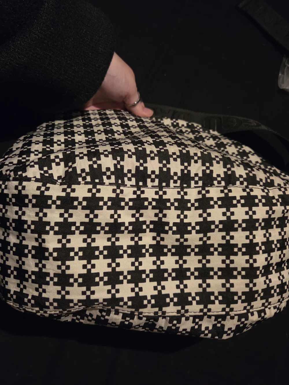 Baggu Medium Crescent Pixel Gingham